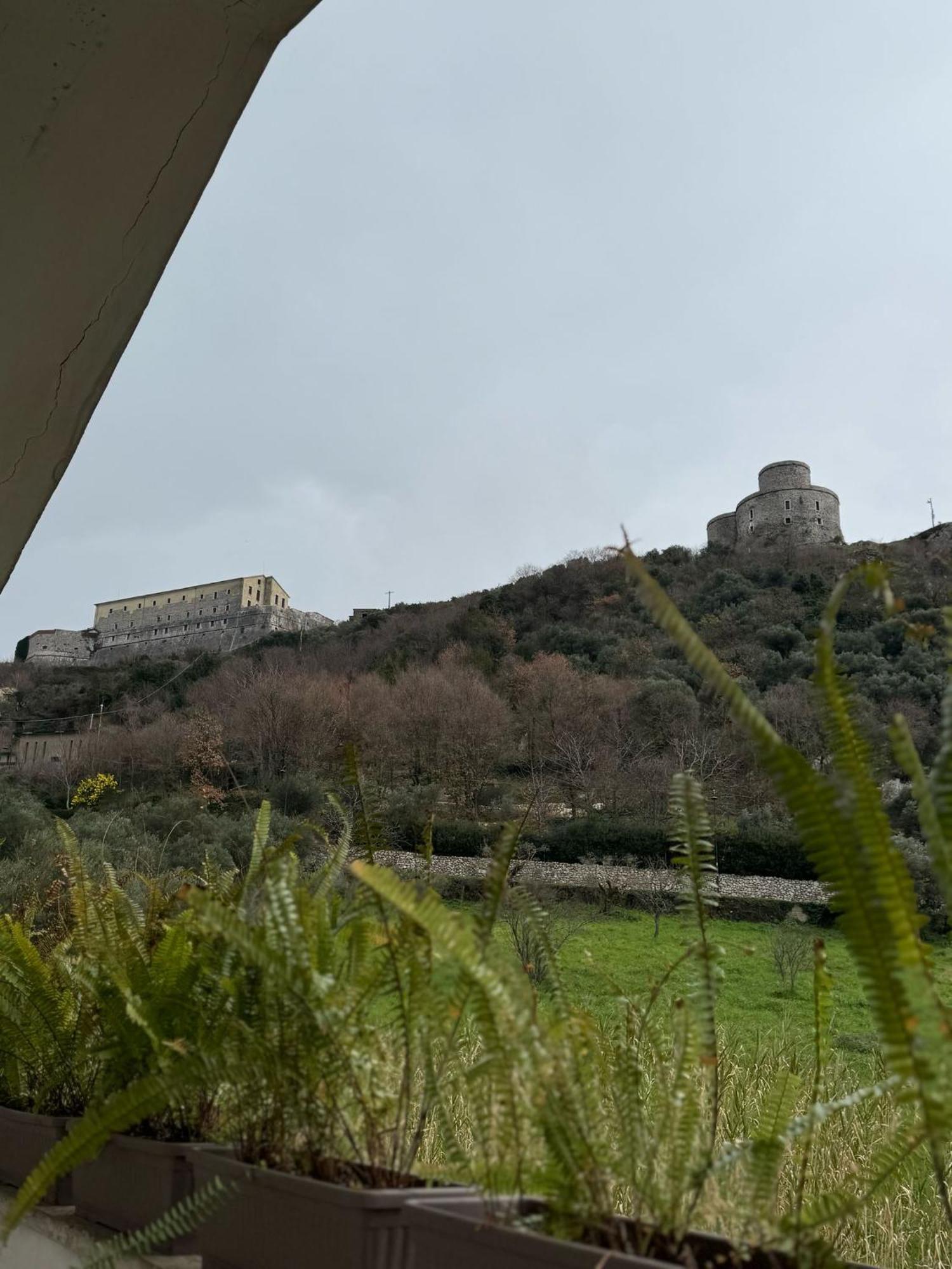 B&B Assteas Montesarchio Buitenkant foto
